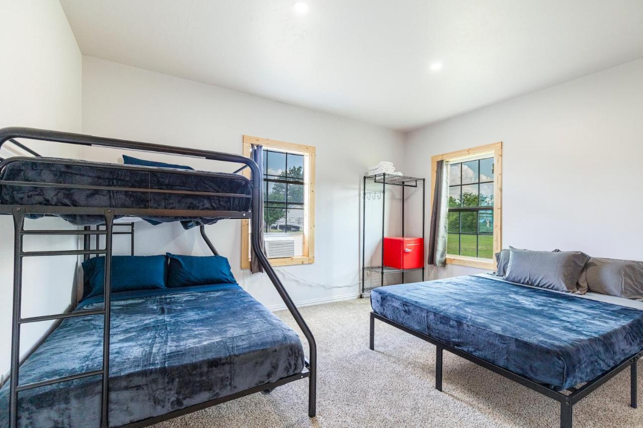 הוסטל Wills Point Old Texas Bunkhouse חדר תמונה